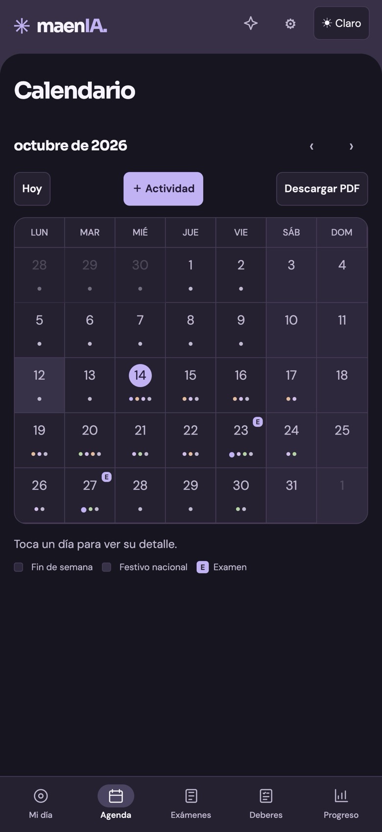 Calendario de octubre en maenIA con los días de estudio, las actividades y los exámenes marcados